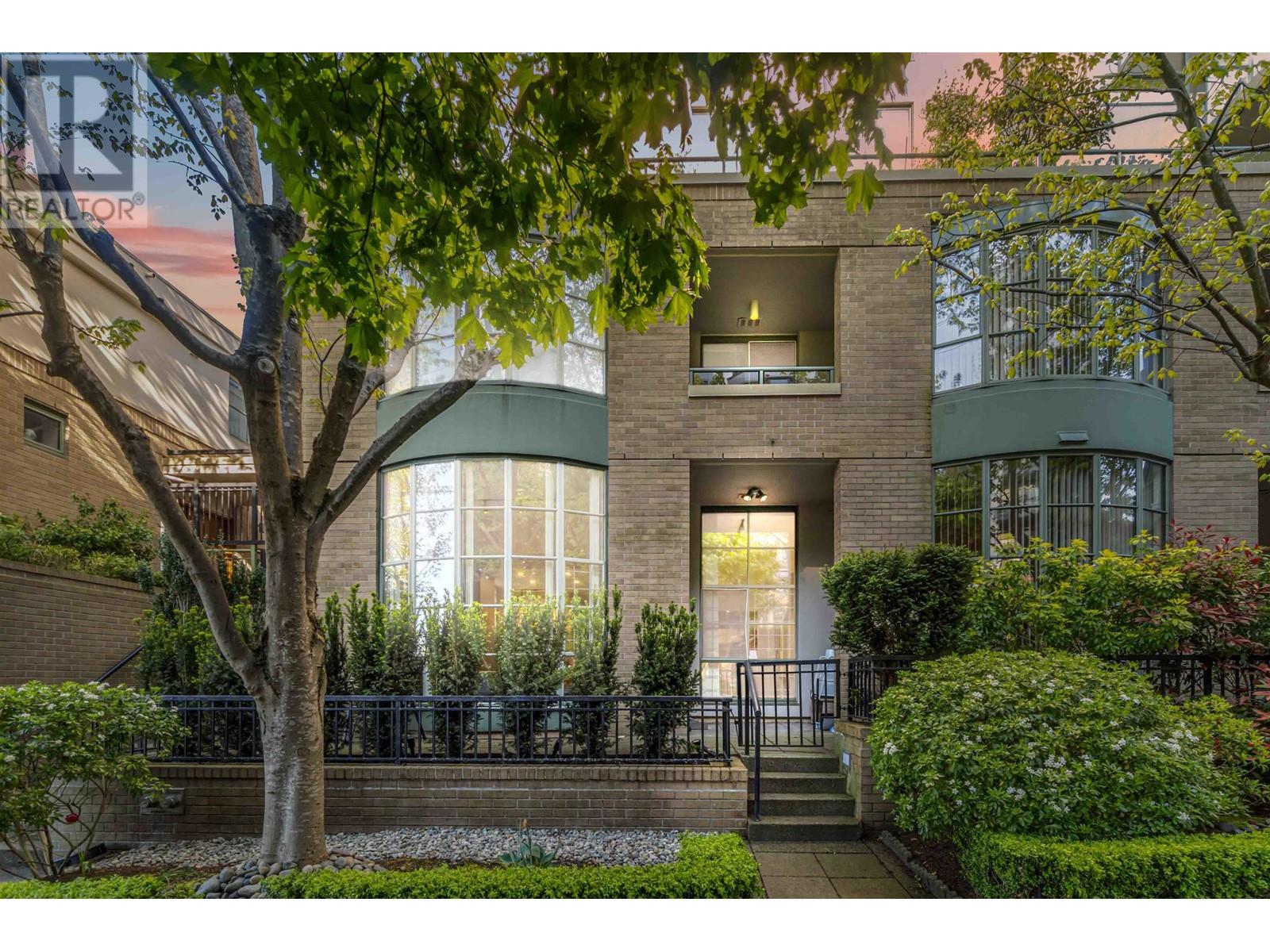 2288 Pine Street Unit 108, Vancouver, BC V6J 5G4