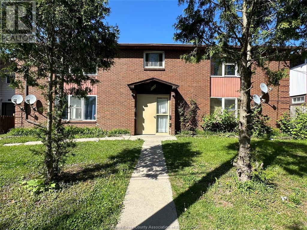 650 Brock St, Windsor, ON N9C 2T2