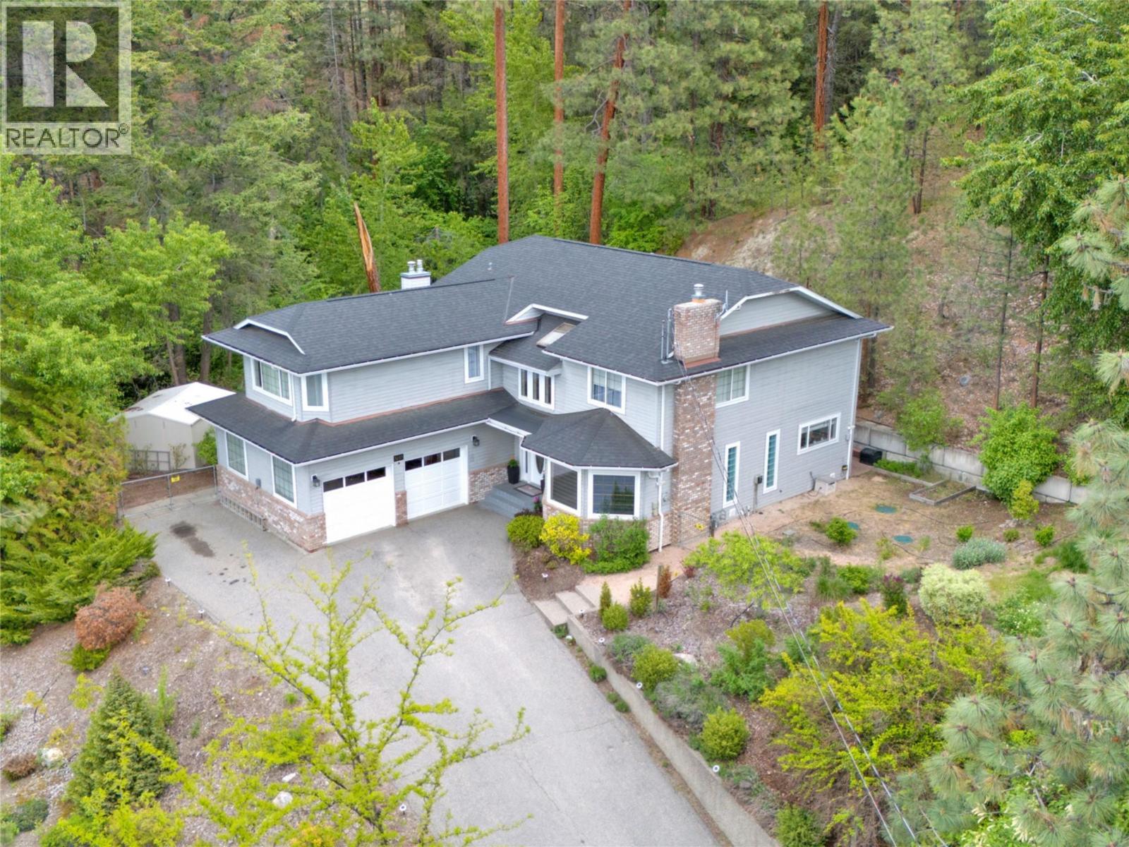 3257 Juniper Dr, Naramata, BC V0H 1N1