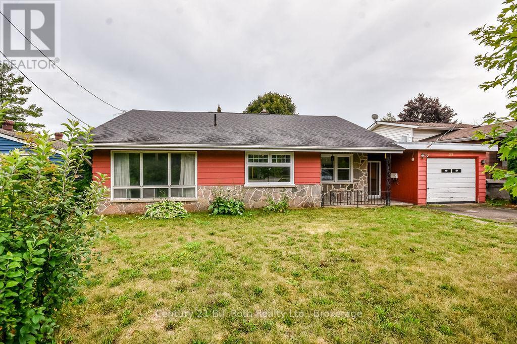377 Barrie Rd, Orillia, ON L3V 2S1