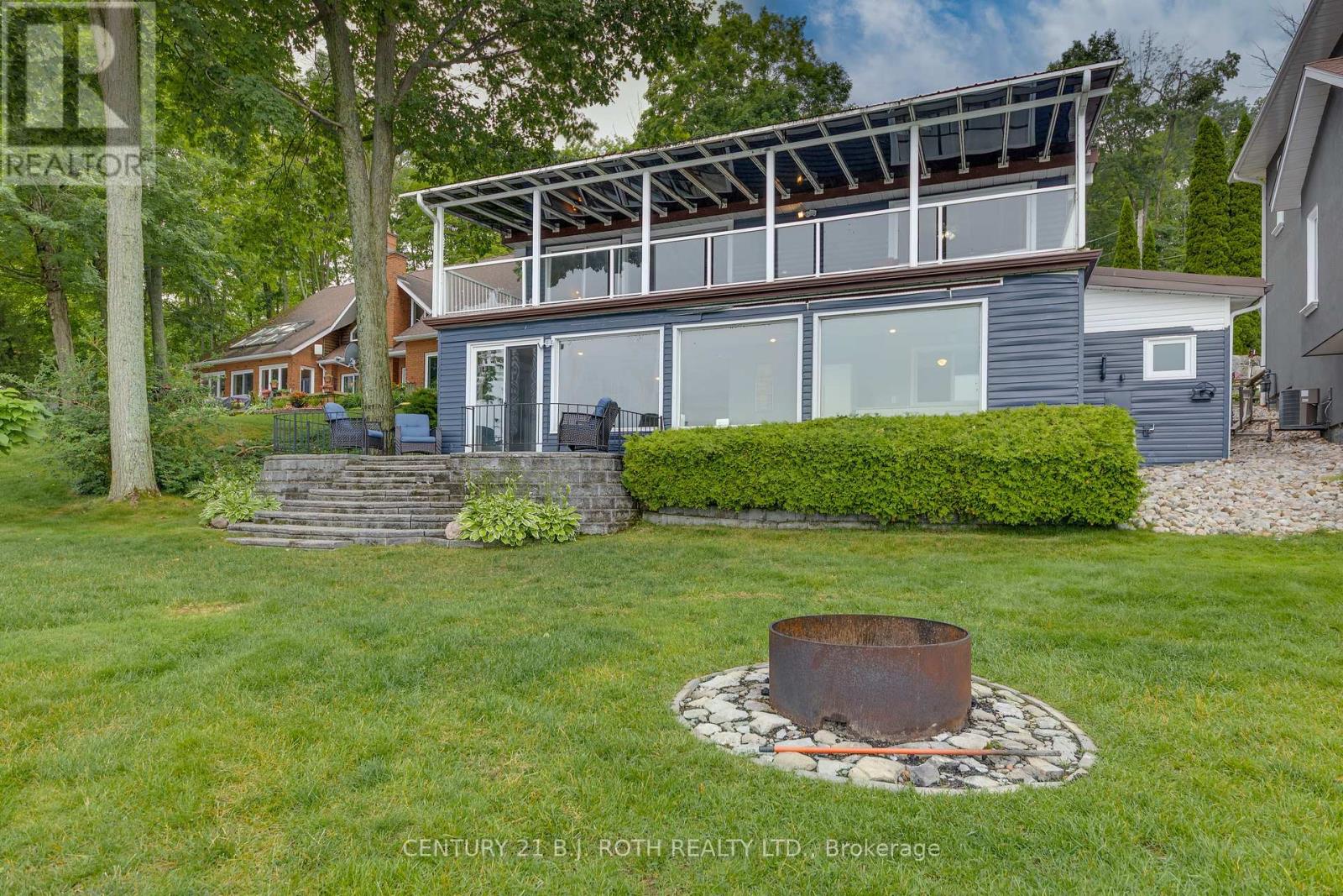 409 Pheasant Ln, Midland, ON L4R 5H3
