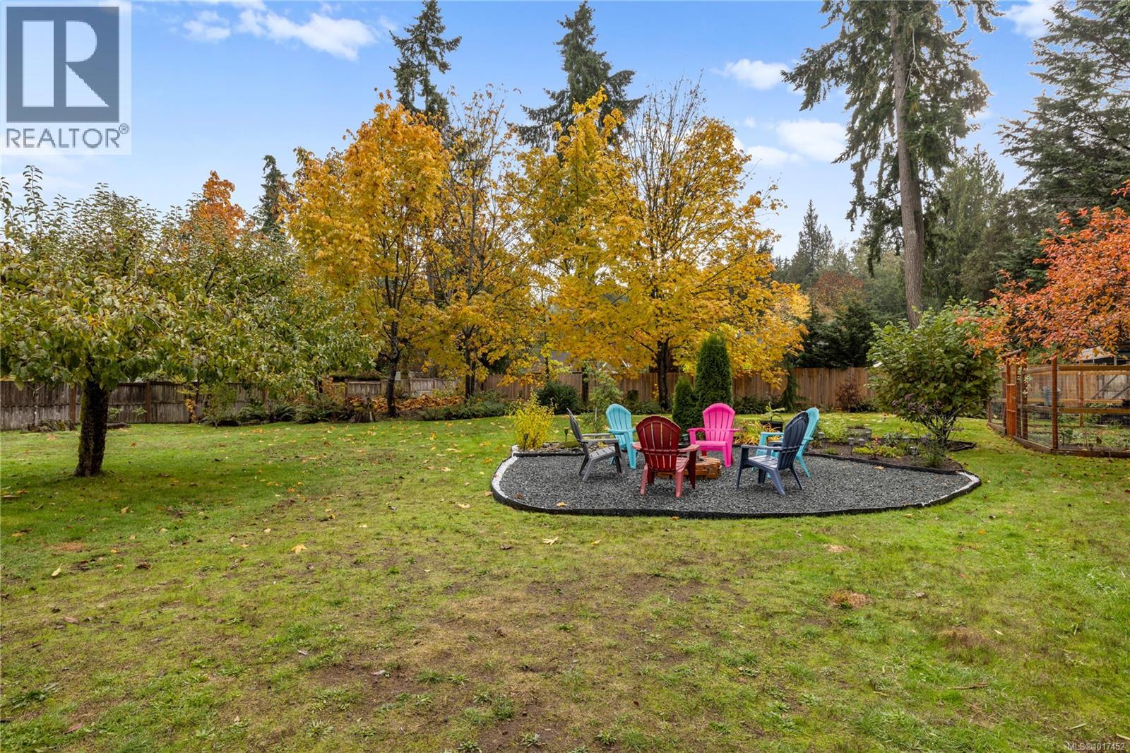2920 Marshall Rd, Qualicum Beach, BC V9K 1Z9