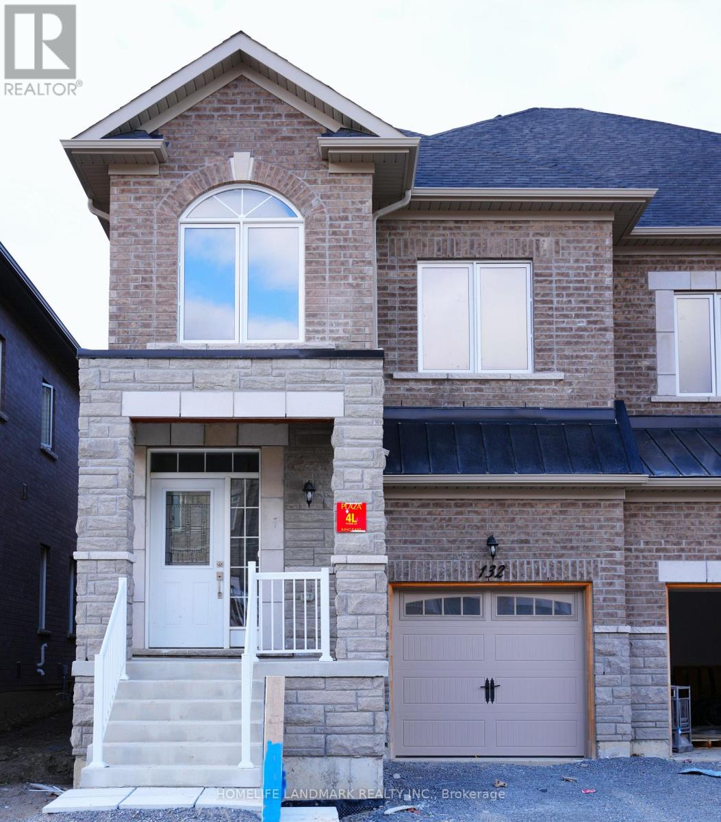132 Seguin St, Richmond Hill Oak Ridges, ON L4E 1N2