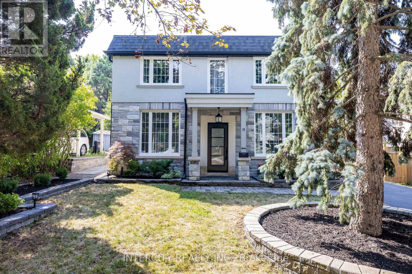 19 Marowyne Dr, Toronto Don Valley Village, ON M2J 2A2