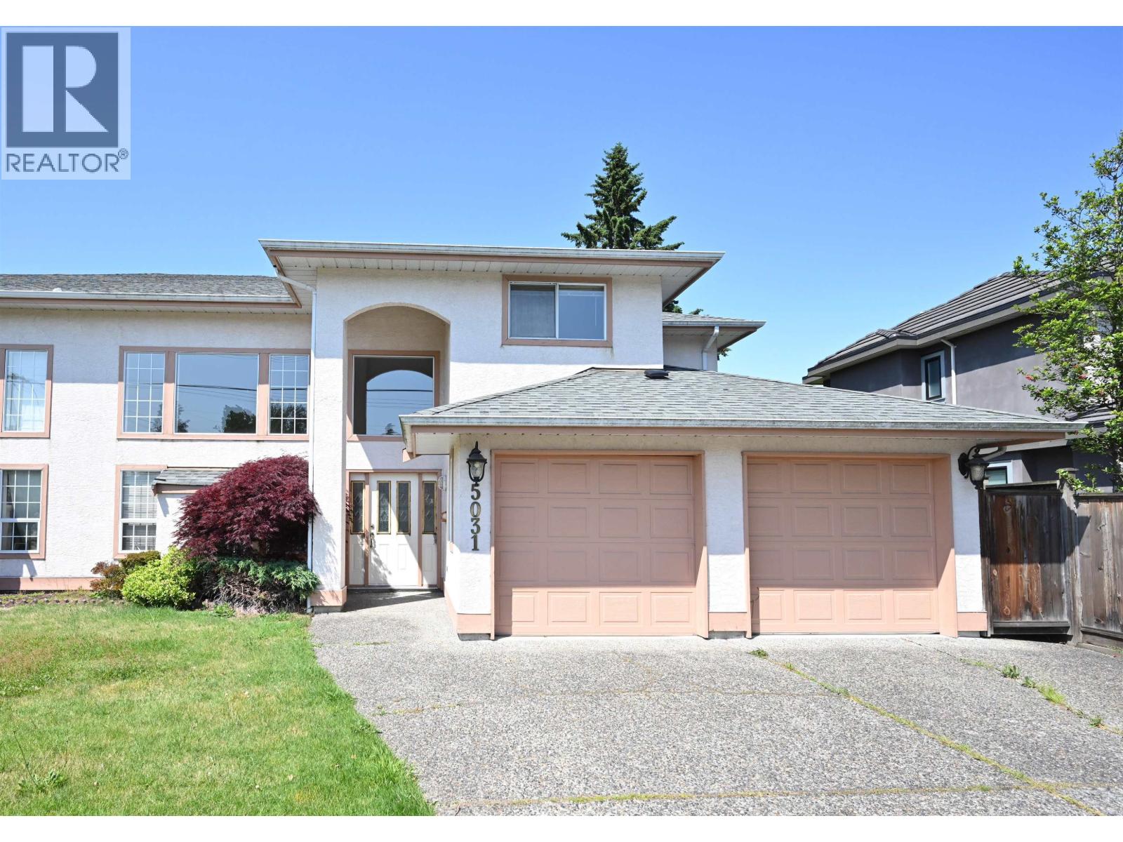 5031 Blundell Rd, Richmond, BC V7C 1H3