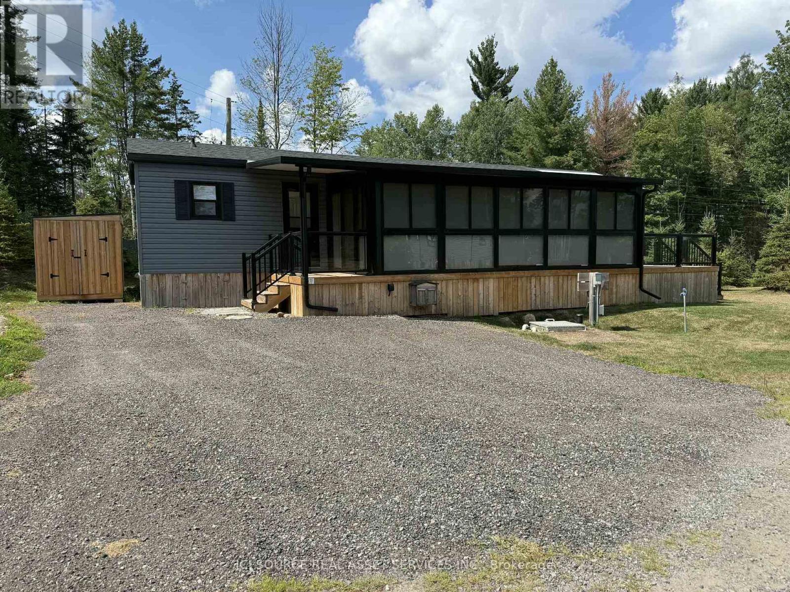 1047 Bonnie Lake Camp Rd, Bracebridge, ON P1L 1W9