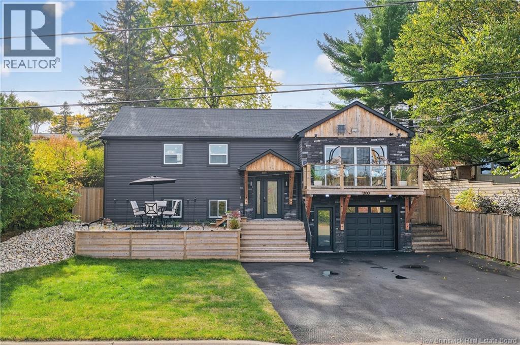 300 Westmount Blvd, Moncton, NB E1E 1V5