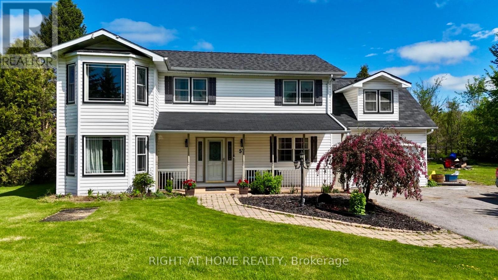 57 Walnut St W, Kawartha Lakes, ON K0L 2W0