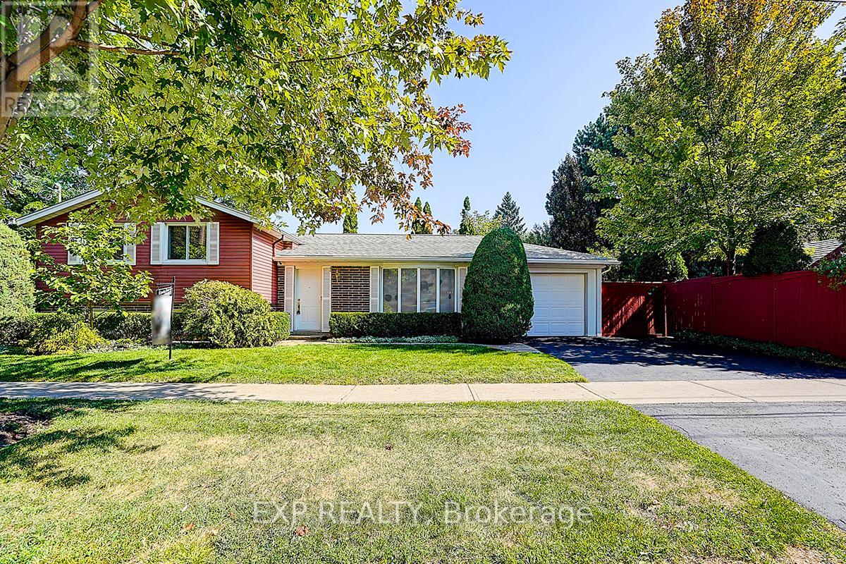 62 Kempsell Cres, Toronto Don Valley Village, ON M2J 2Z7