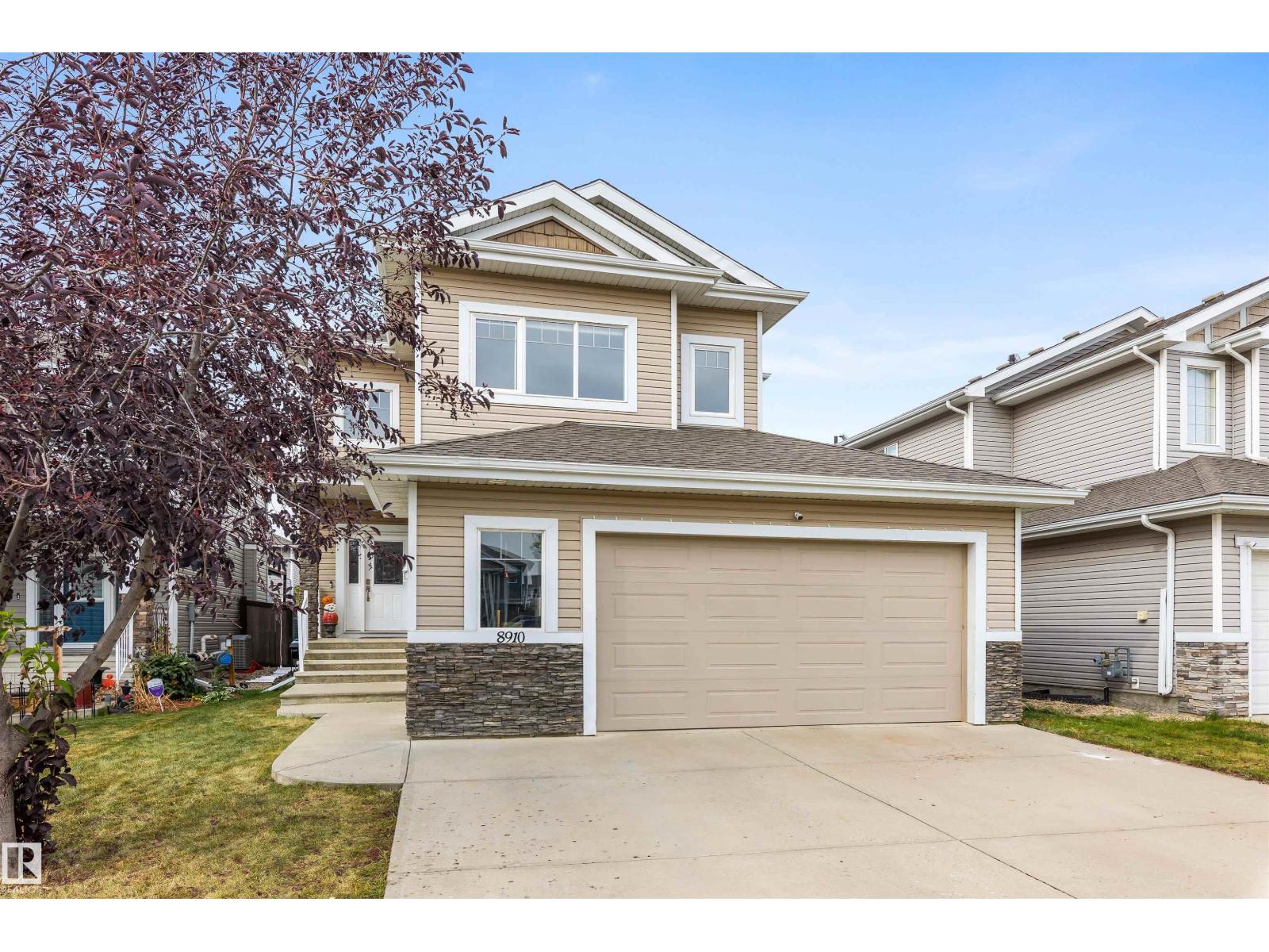 97 Av Unit 8910, Morinville, AB T8R 2N7