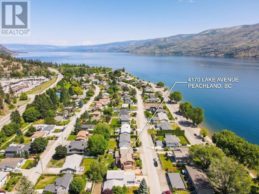 4170 Lake Ave, Peachland, BC V0H 1X6