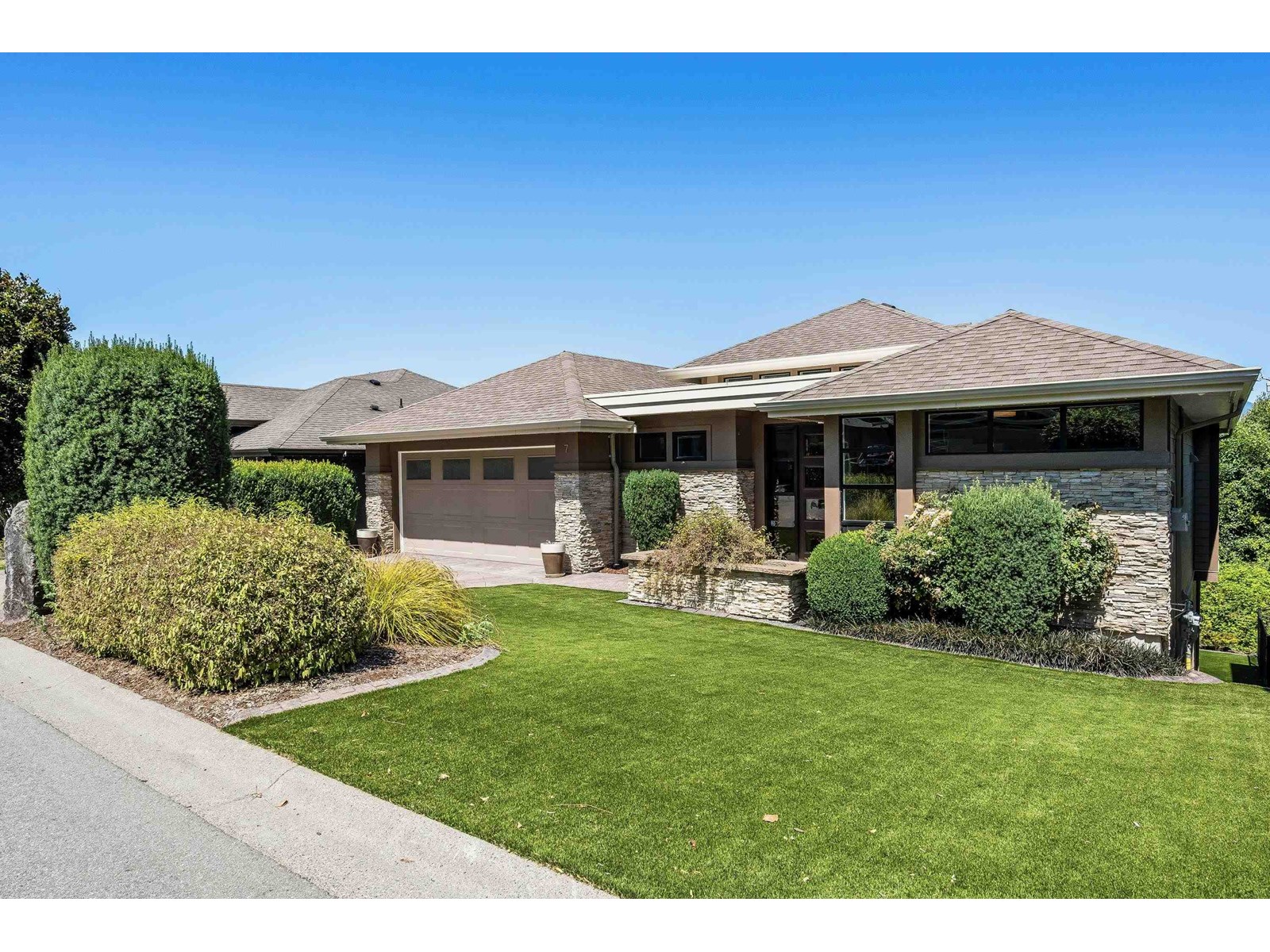 50778 Ledgestone Placeeastern Hillsides Unit 7, Chilliwack, BC V2P 0E7