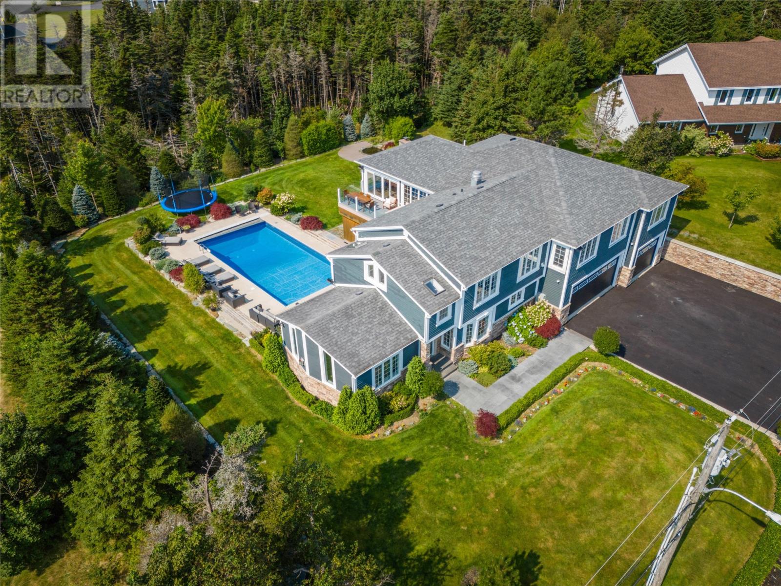 41 Pinehill Pl, Paradise, NL A1L 1Y3