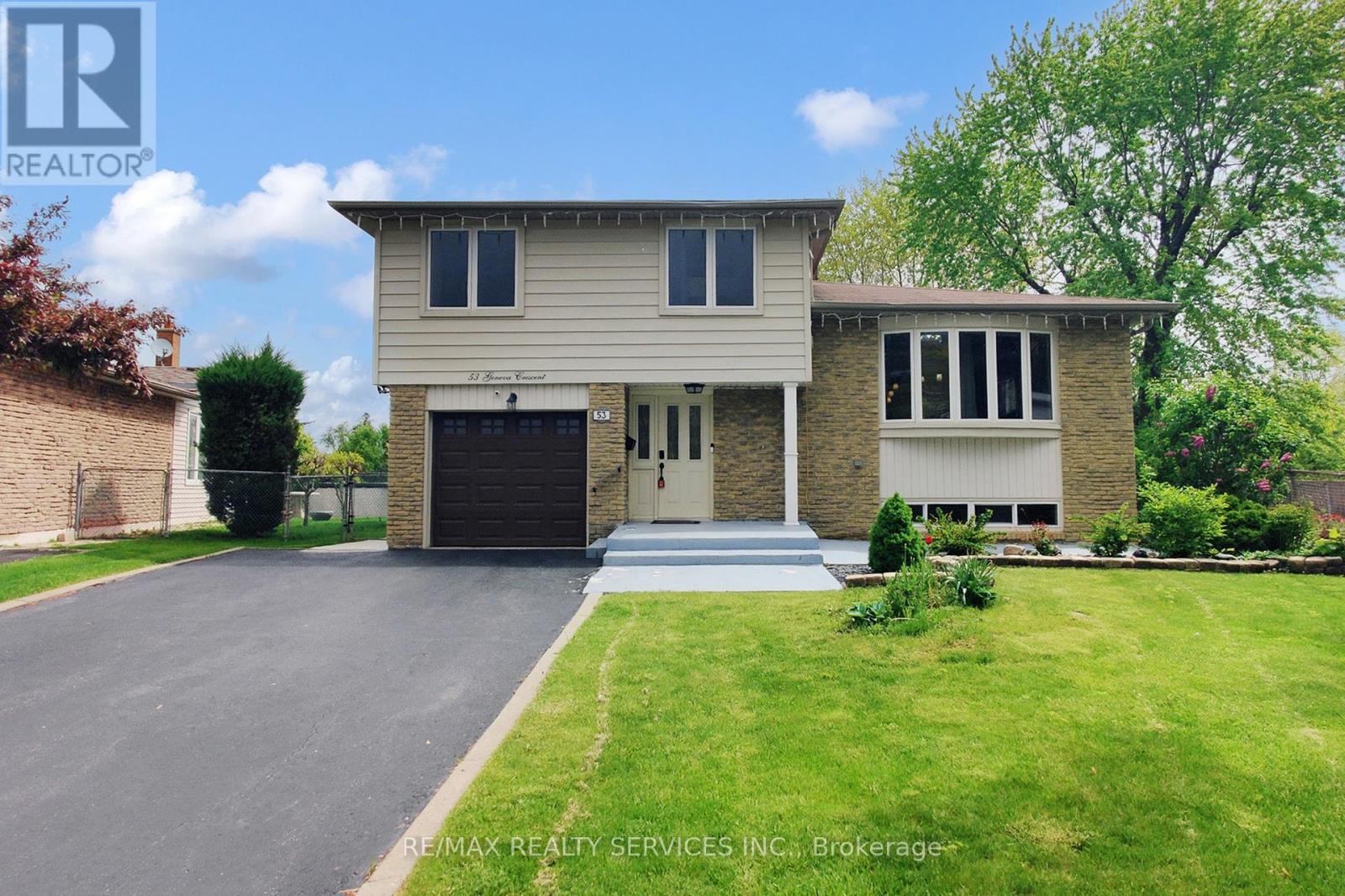 53 Geneva Cres, Brampton, ON L6S 1K7
