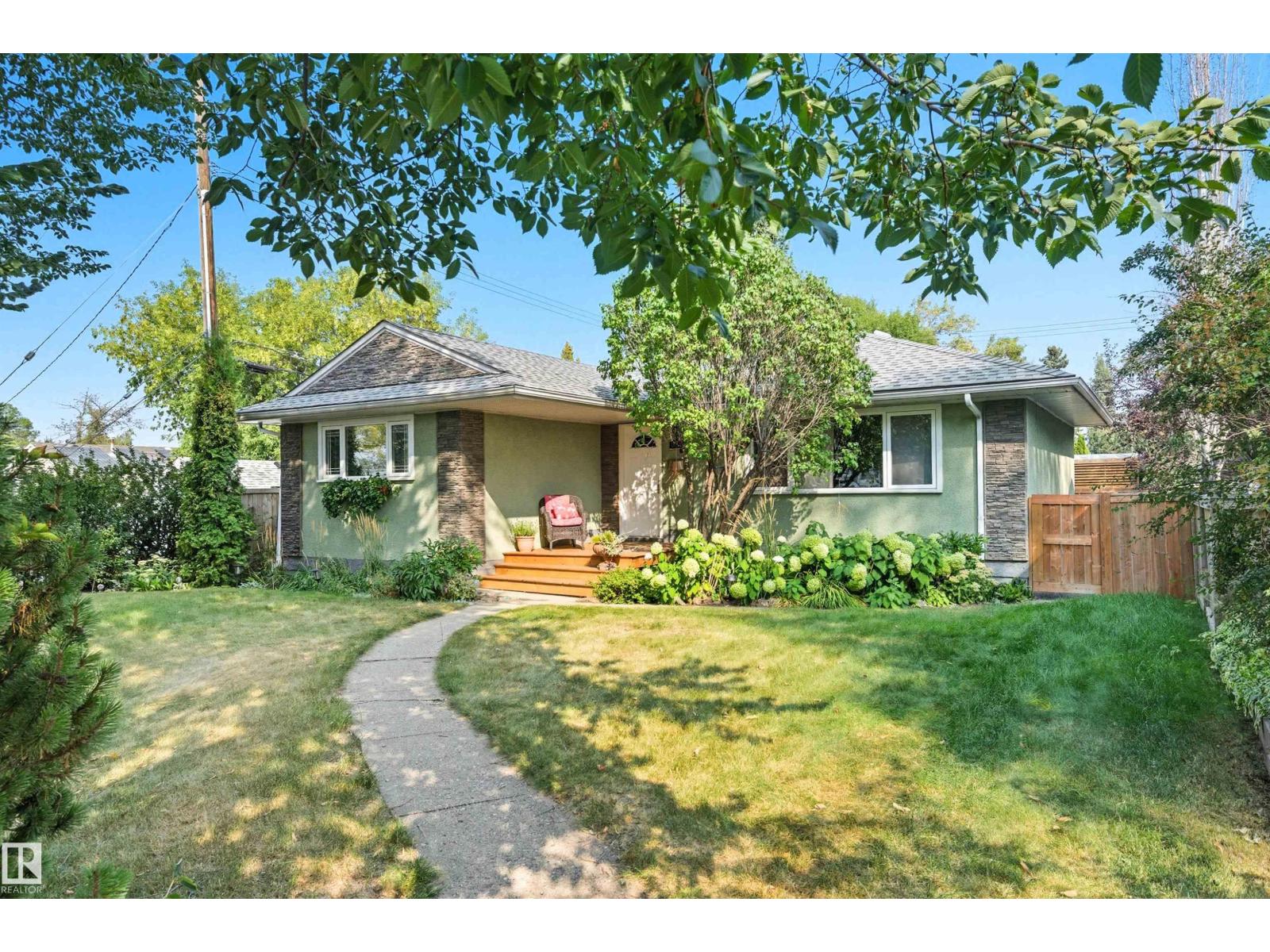 62 St Nw Unit 10523, Edmonton, AB T6A 2M2