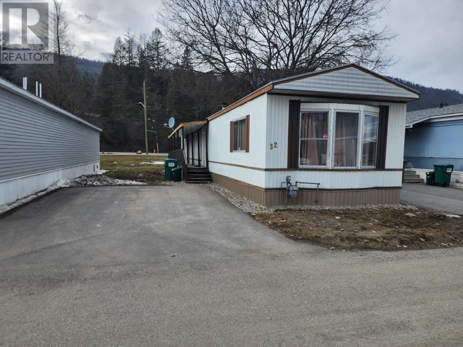 2313 Shuswap Avenue Unit 32, Lumby, BC V0E 2G0