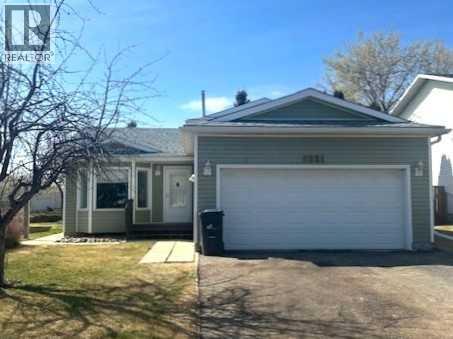102 Avenue Unit 8221, Peace River, AB T8S 1N1