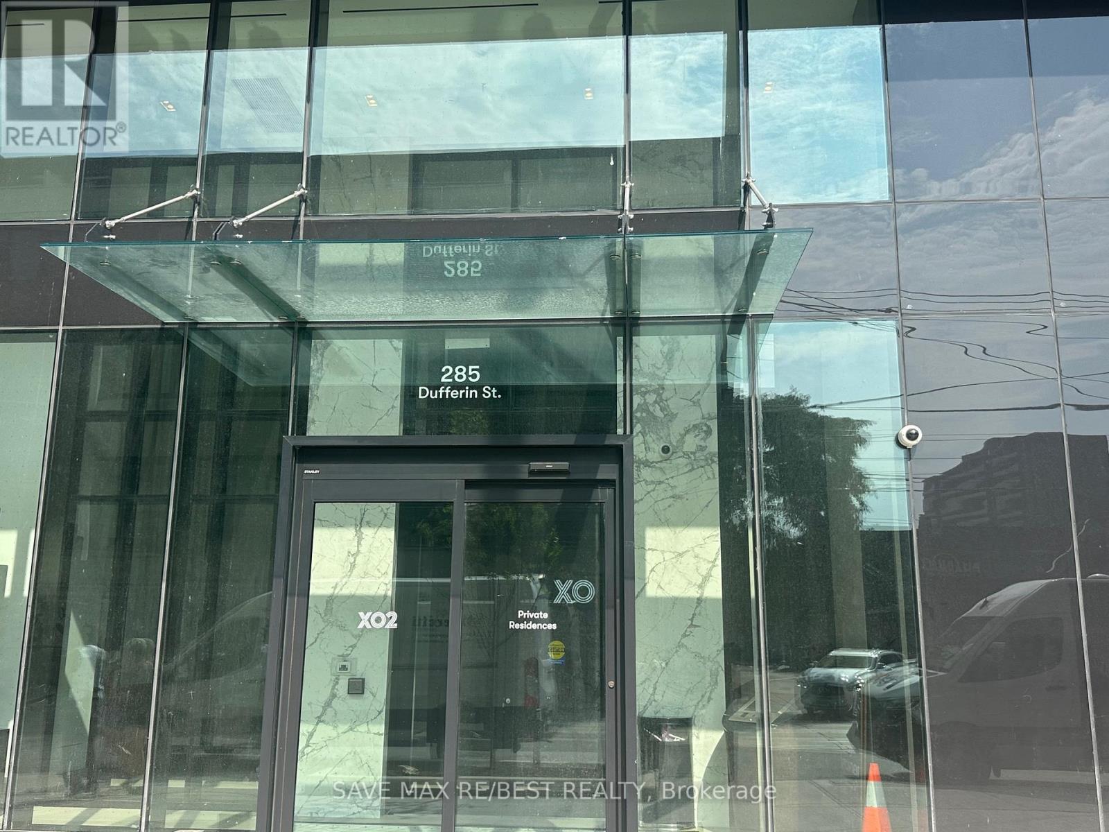 726 285 Dufferin St, Toronto South Parkdale, ON M6K 0J2