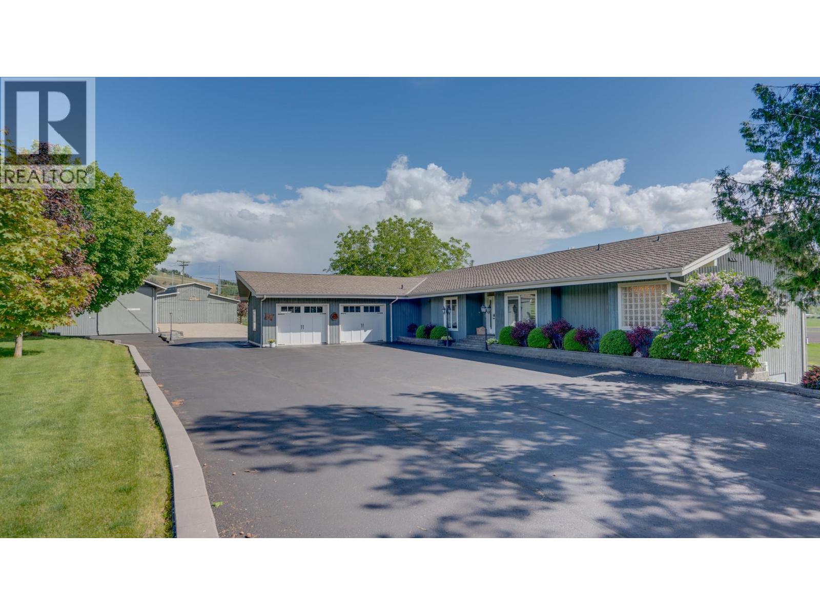 620 Mountview Rd, Vernon, BC V1B 3A7