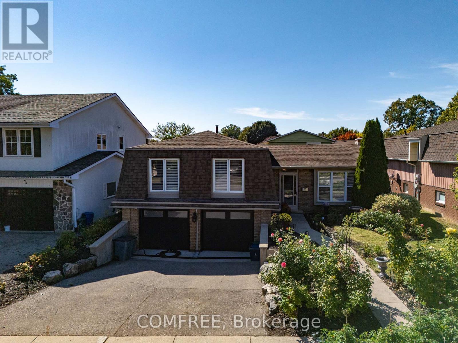 5 Beechwood Ave, Brantford, ON N3R 6Z1
