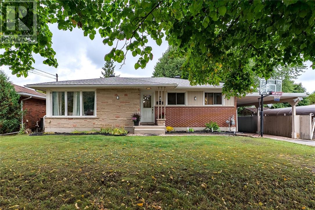 1508 Gemmell St, Sudbury, ON P3A 1H1