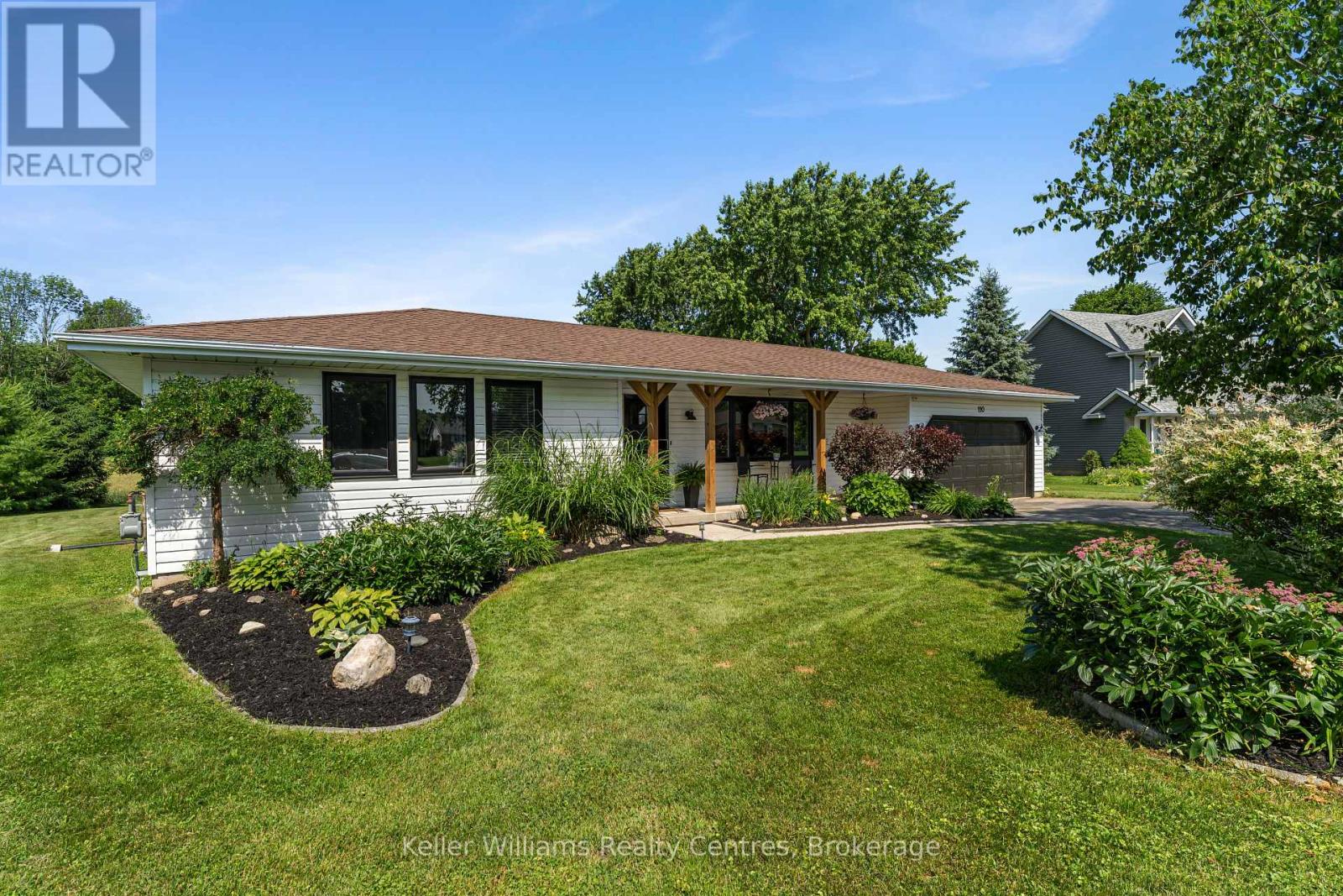 110 Mary Ave, Georgian Bluffs, ON N4K 5N5