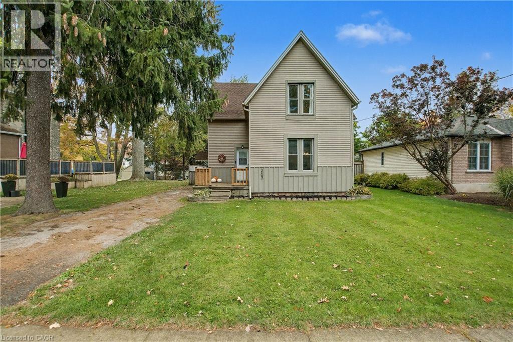 263 Cumberland St, Minto, ON N0G 2P0
