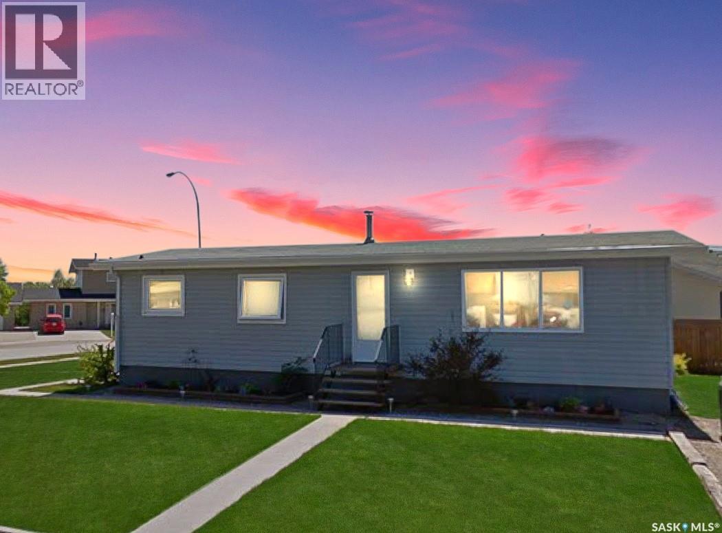 120 Saskatchewan Cres, Kinistino, SK S0J 1H0