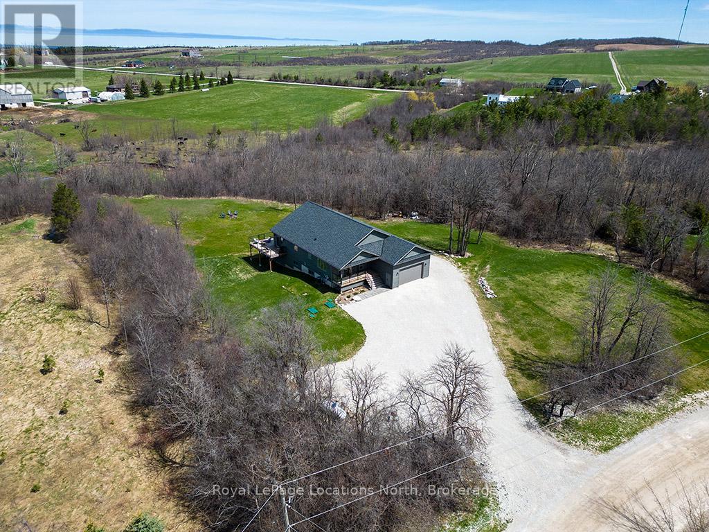 145 St Vincent Cres, Meaford, ON N4L 1W7