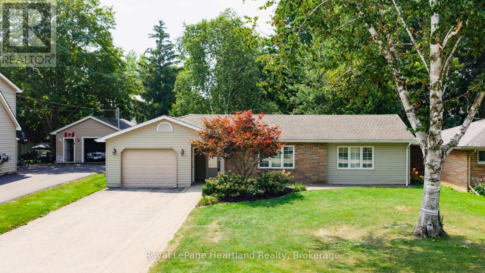 218 Princess St E, Central Huron, ON N0M 1L0