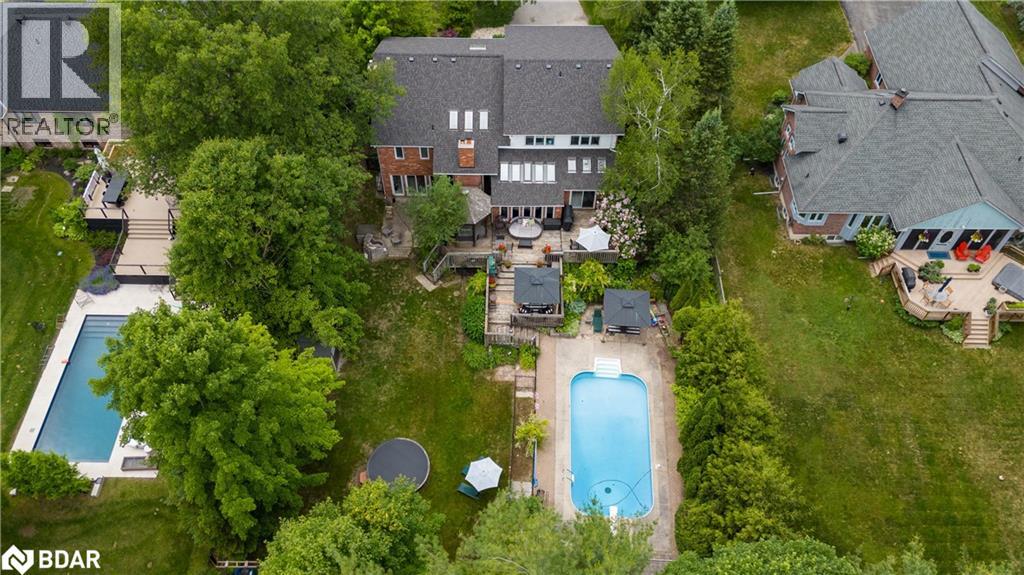 35 Jodies Ln, Springwater, ON L0L 1X1