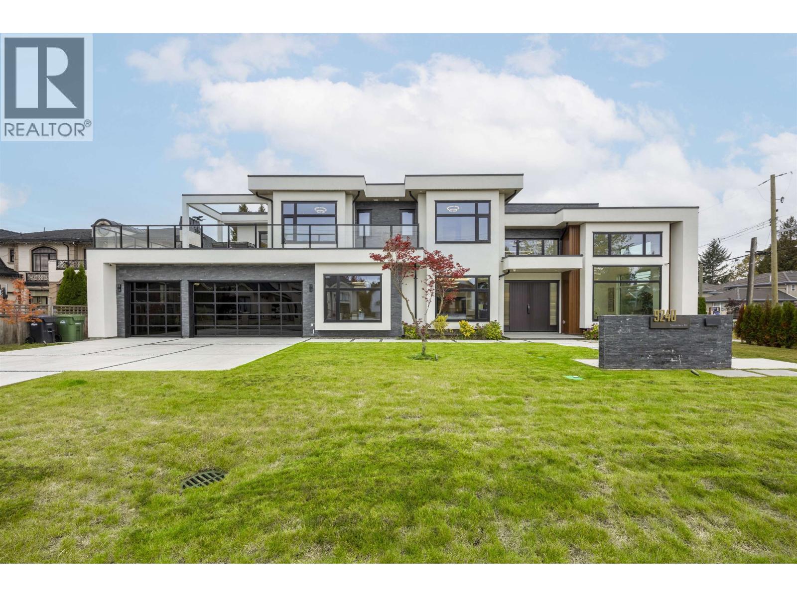 9240 Saunders Rd, Richmond, BC V7A 2B1