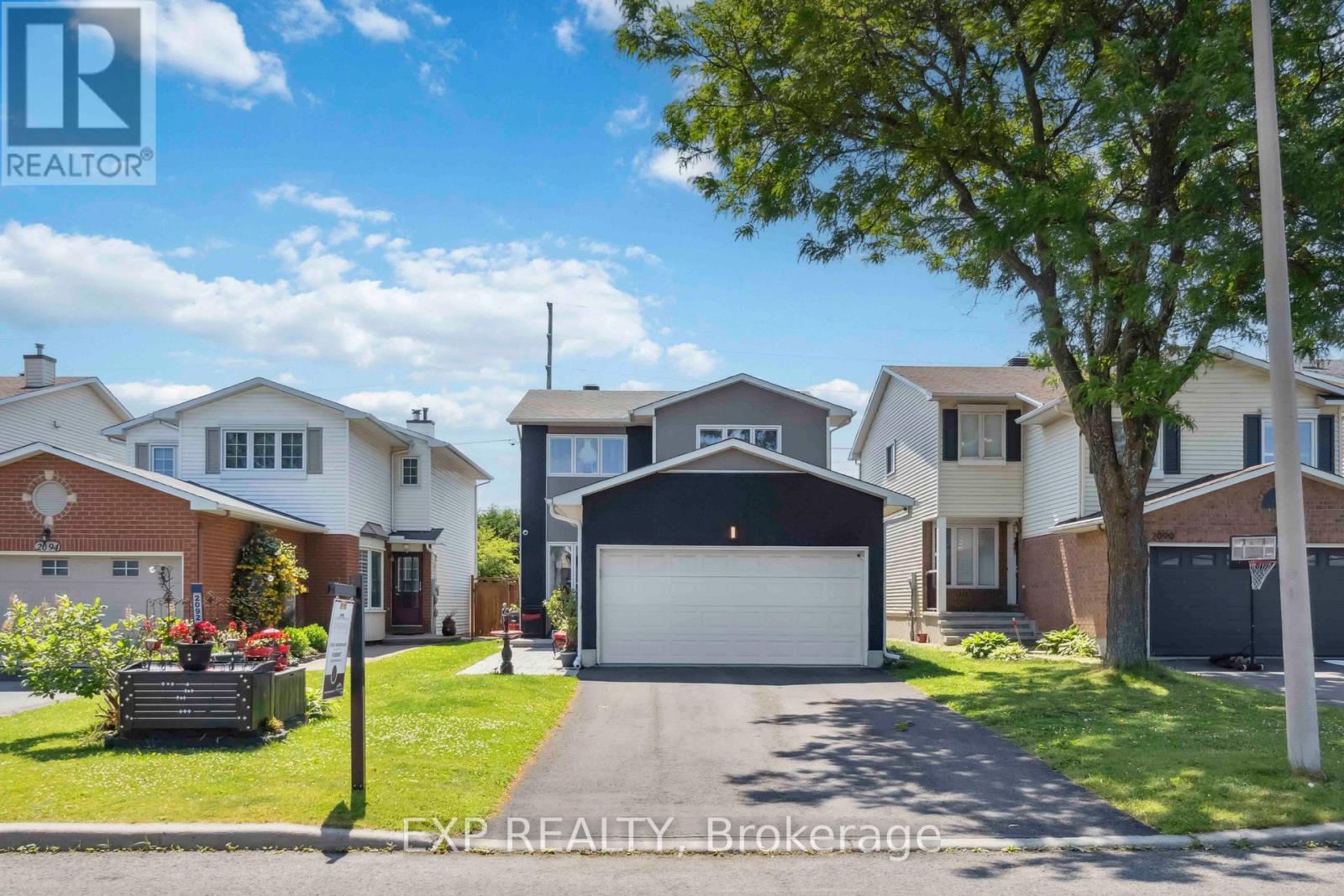 2092 Legrand Cres, Ottawa, ON K1E 3T6