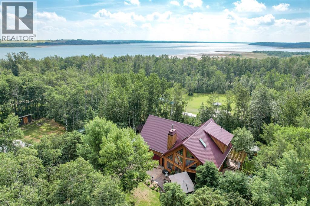 105 APT 105 Range Road 221, Rural Ponoka County, AB T0B 0H0