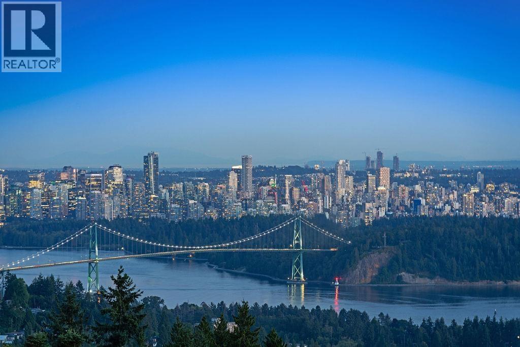 1327 Chartwell Dr, West Vancouver, BC V7S 2R4