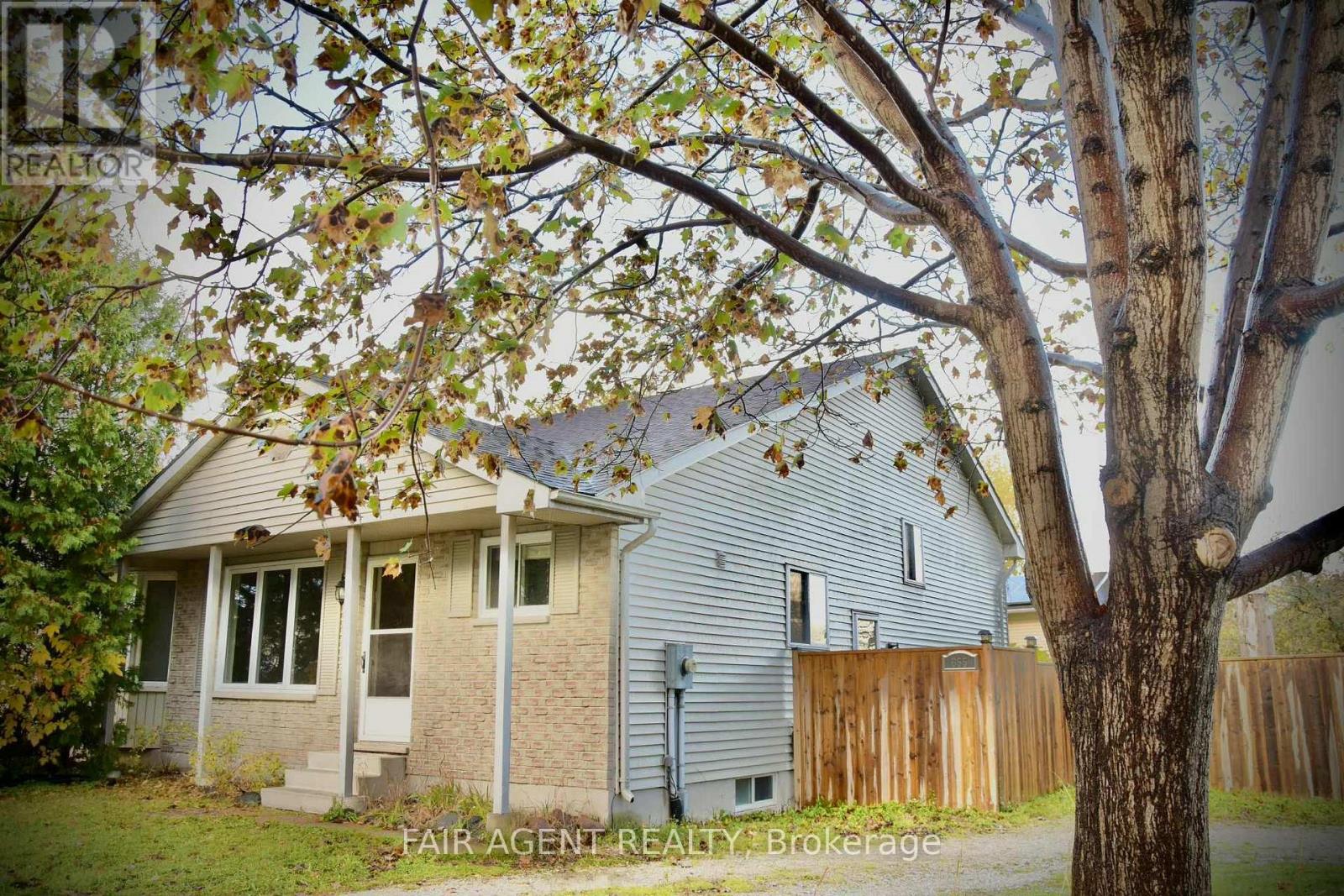 655 Hunter St, Kincardine, ON N2Z 1S2