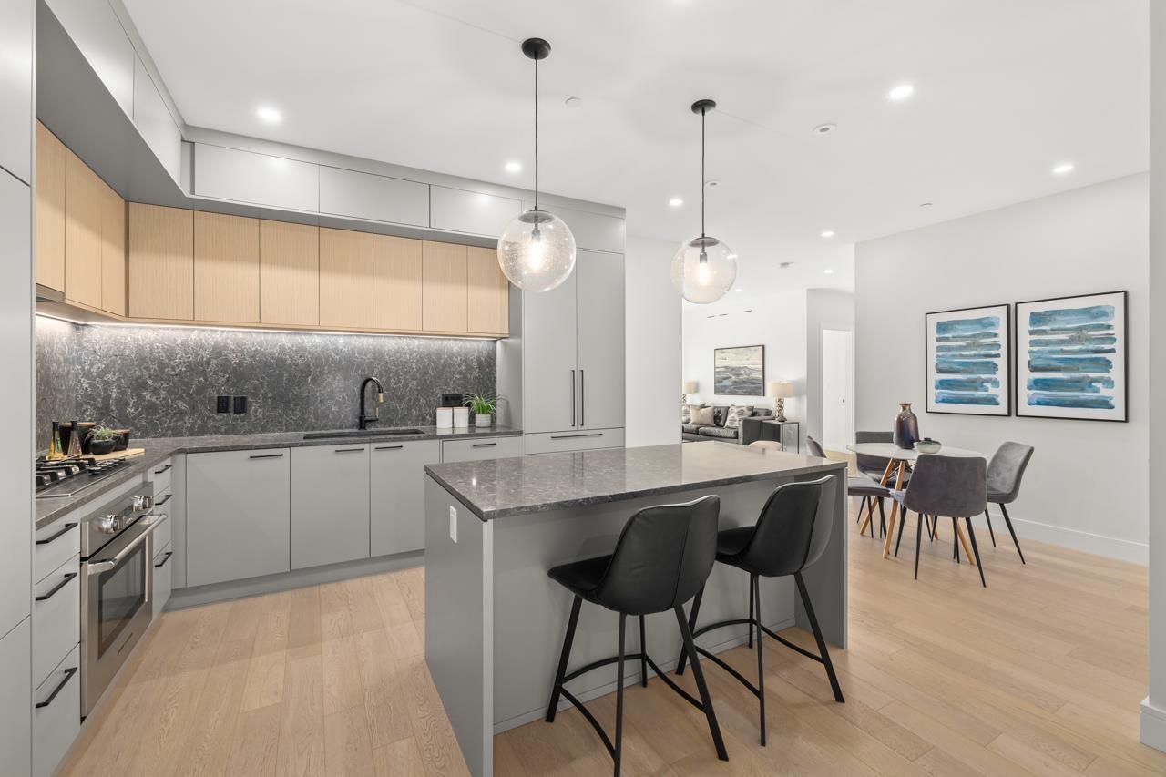 20416 Park Avenue Unit 210, Langley, BC V3A 0N2