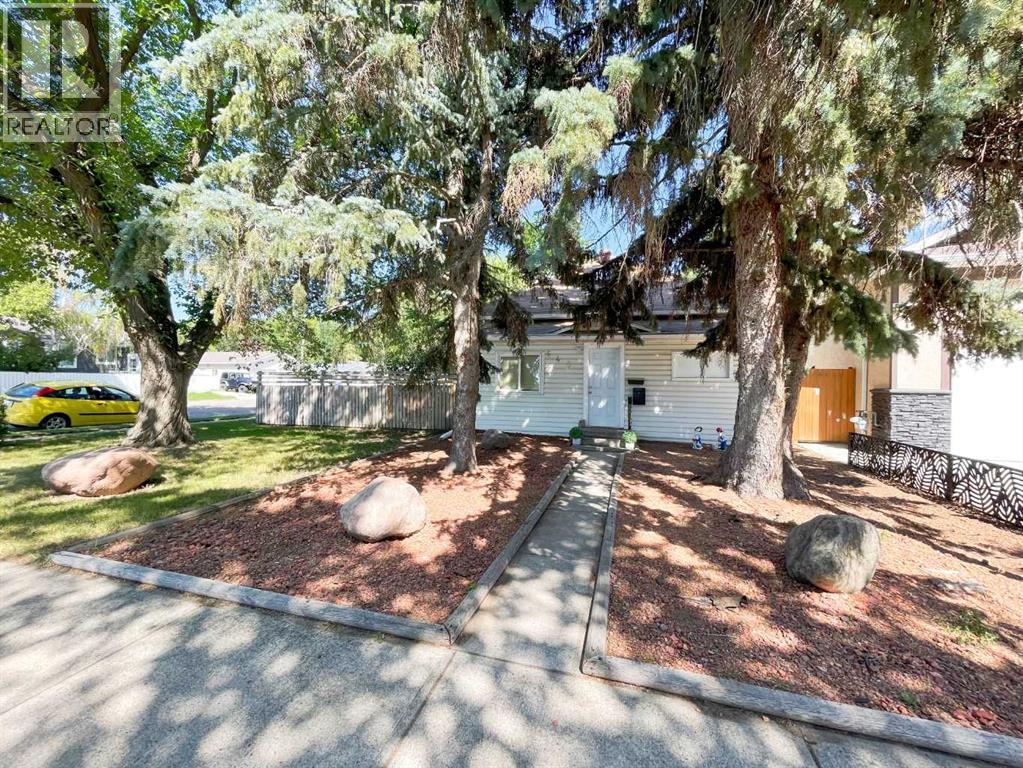 16 Street N Unit 645, Lethbridge, AB T1H 3B1