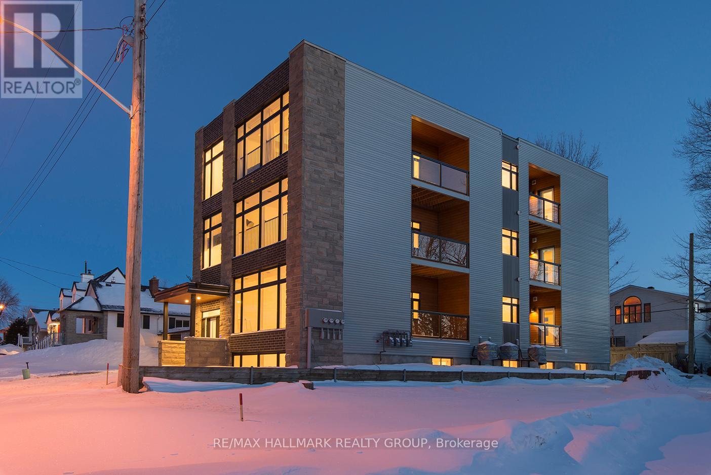 550 Guy St, Ottawa, ON K1K 1B9
