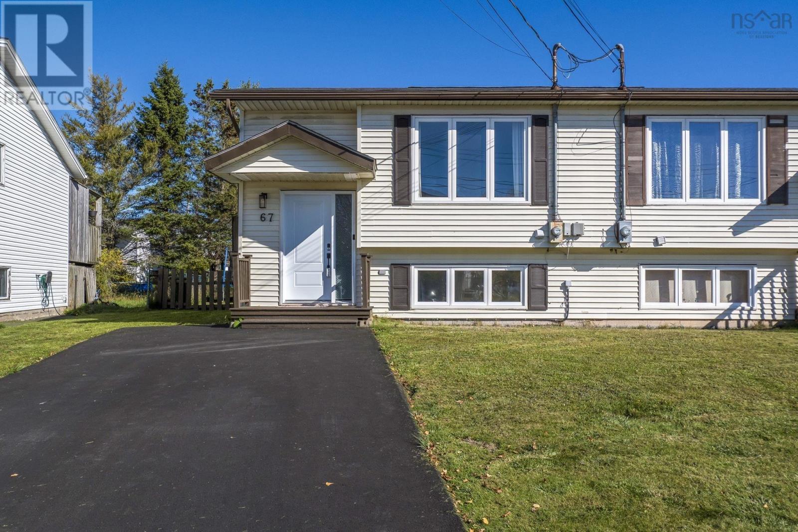 67 Blockade Cir, Eastern Passage, NS B3G 1C4