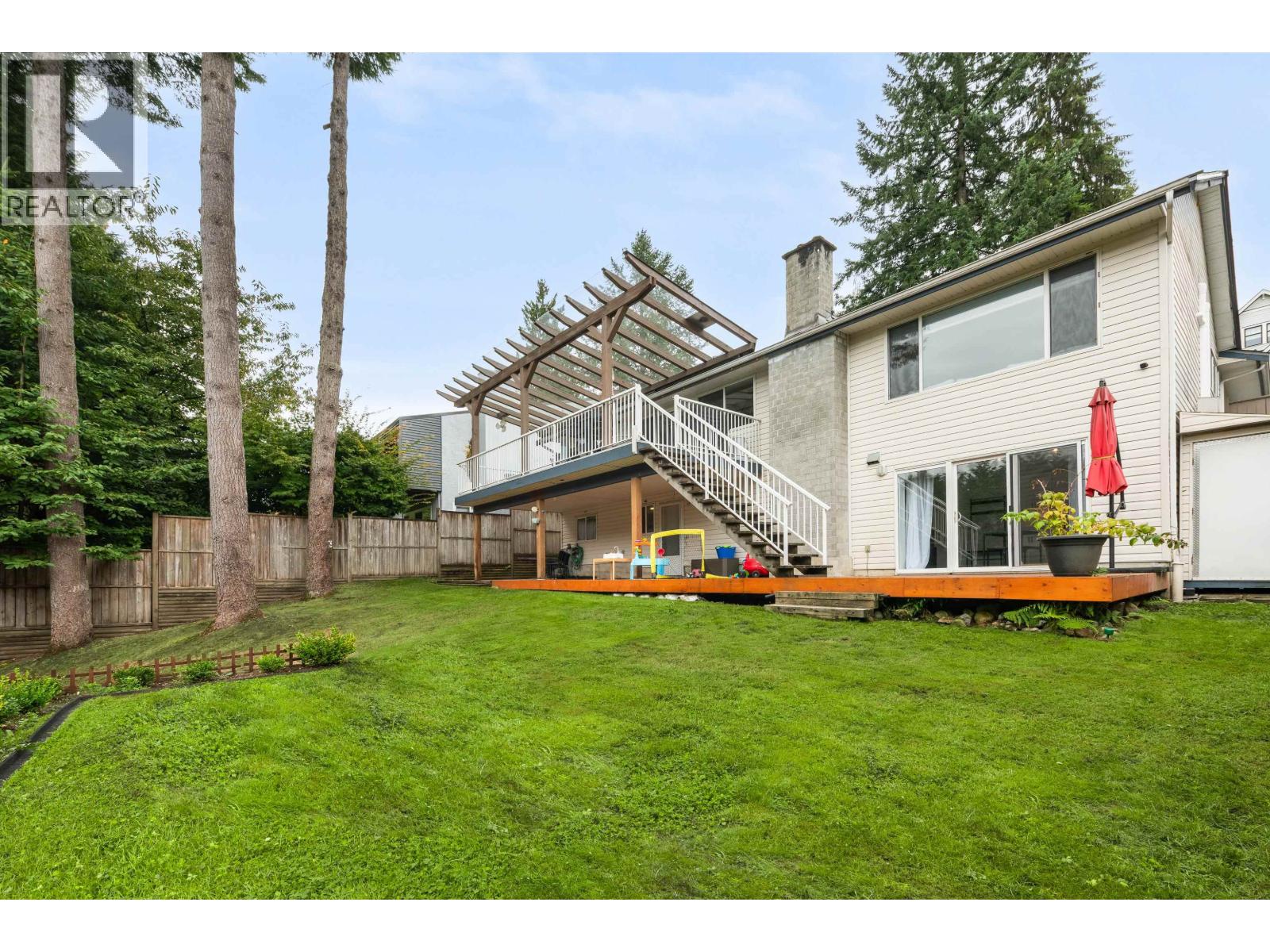3310 Henry St, Port Moody, BC V3H 2K5