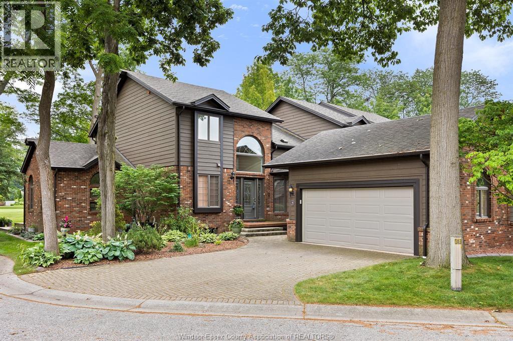 15 Fairway Cres, Amherstburg, ON N9V 3T5