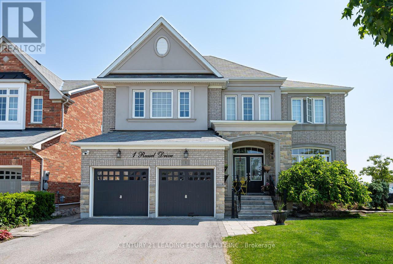1 Russel Dr, Bradford West Gwillimbury, ON L3Z 3B9
