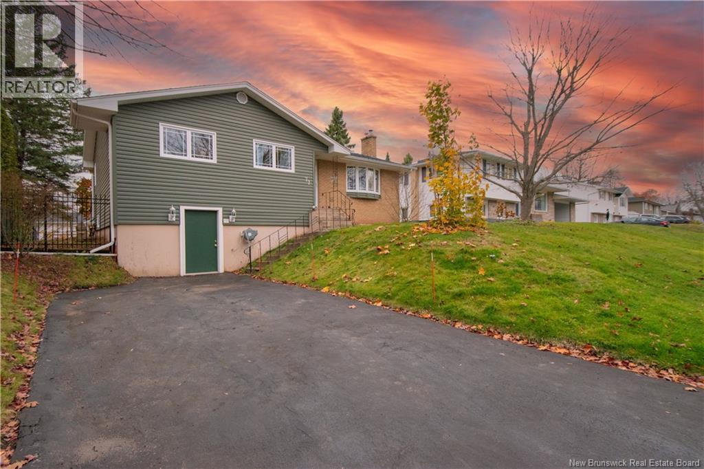 77 Wilson Rd, Riverview, NB E1B 2W3