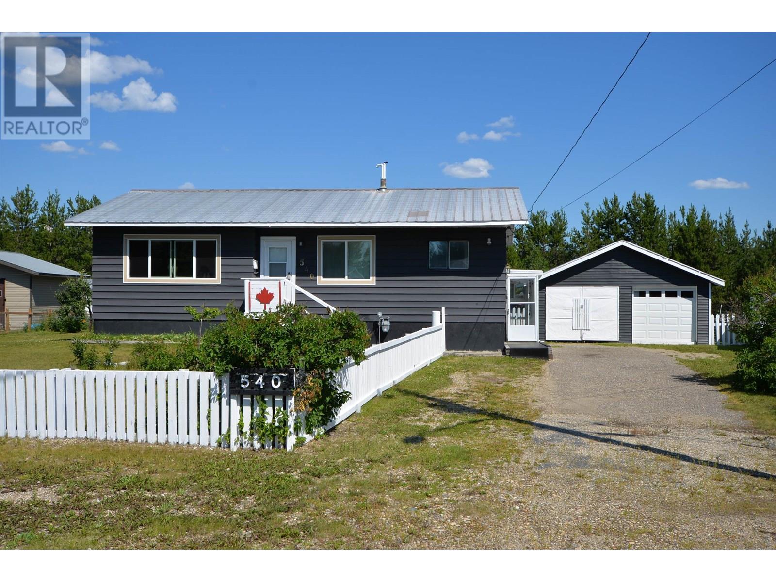 540 Kodiak St, Bear Lake, BC V0J 3G0