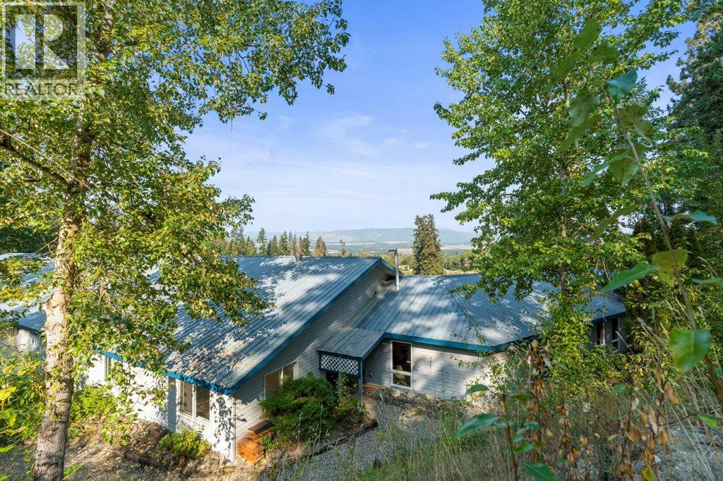 3298 Upper Mcleod Rd, Armstrong, BC V0E 1B8