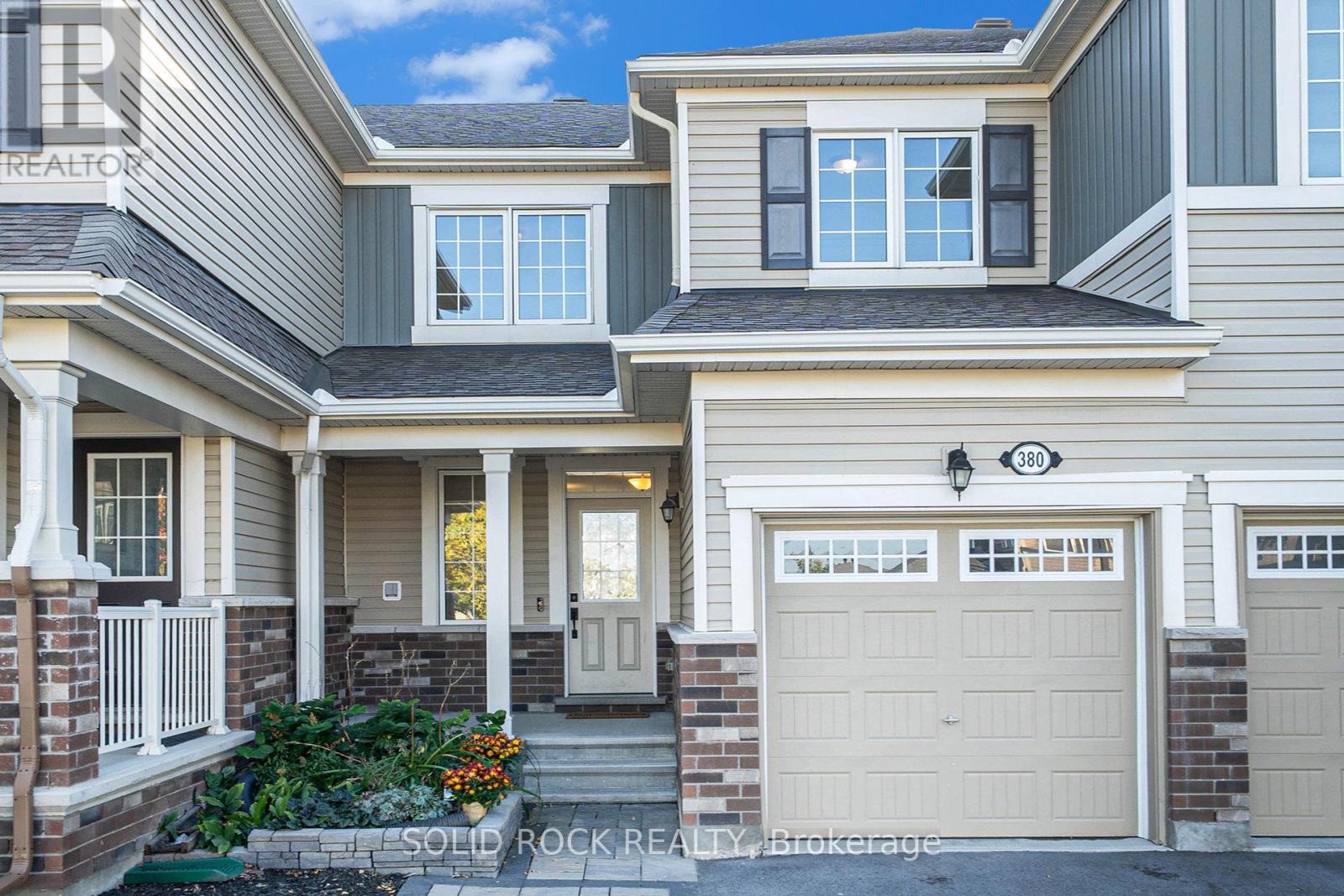 380 Rouncey Rd, Ottawa, ON K2V 0H9