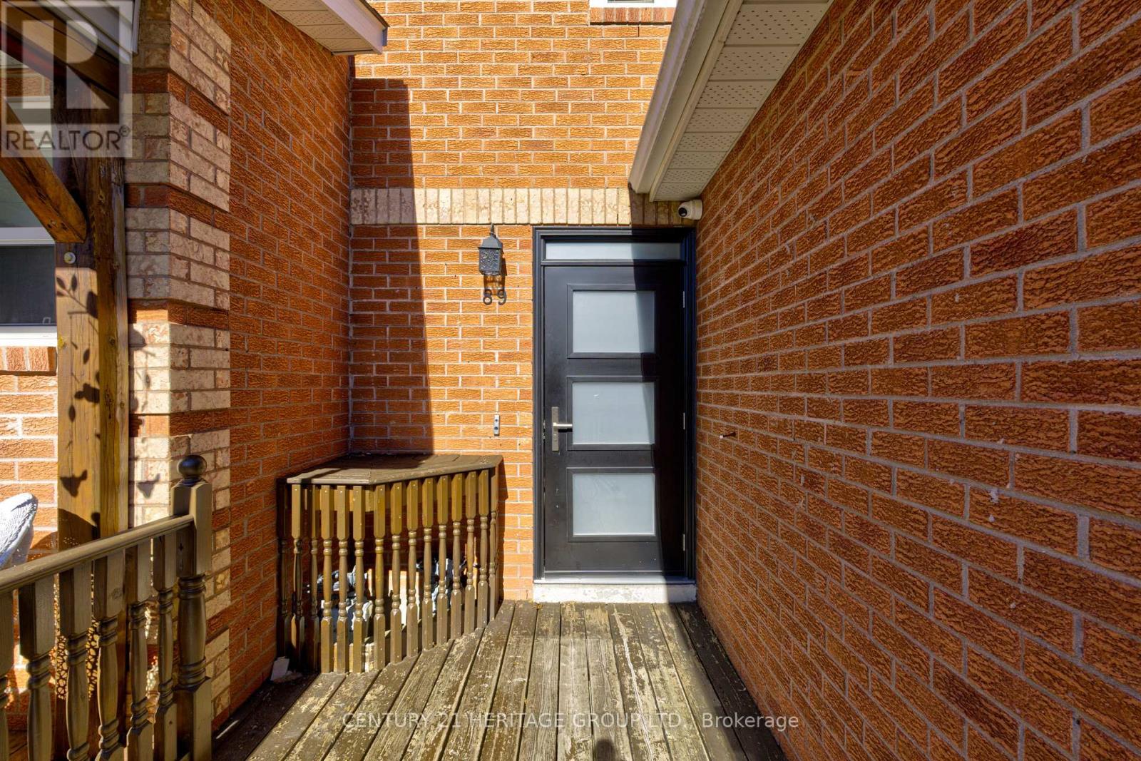 89 Potter Cres, New Tecumseth, ON L0G 1W0