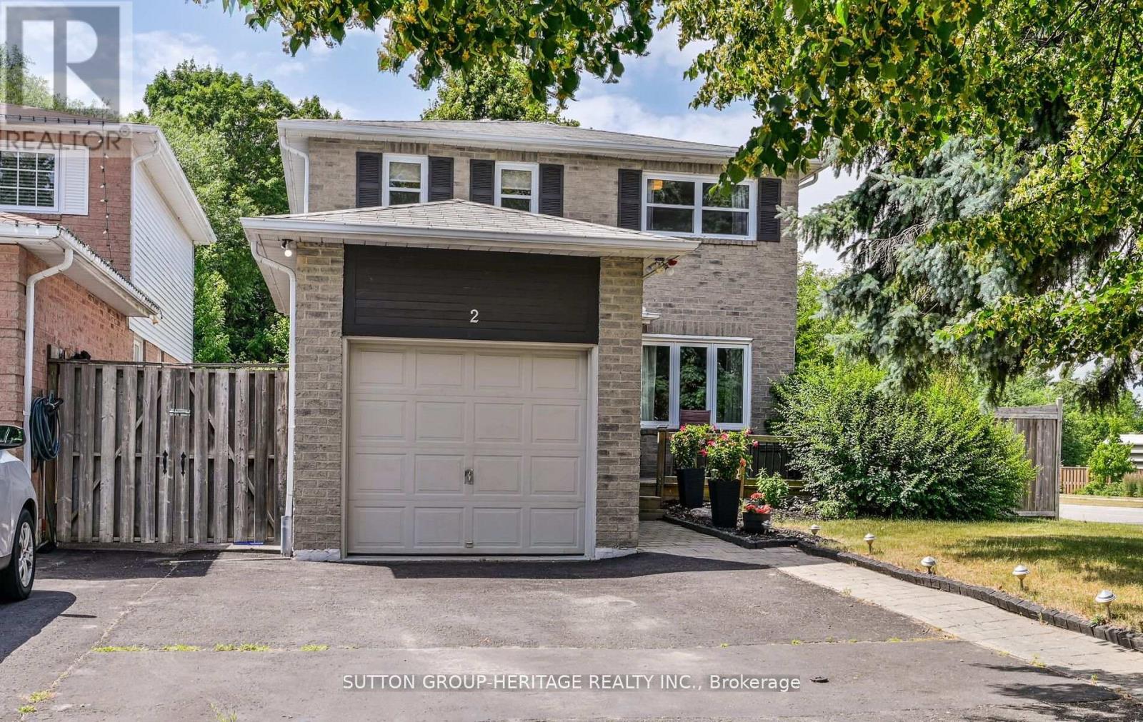 2 Frazer Rd, Ajax, ON L1S 4B1