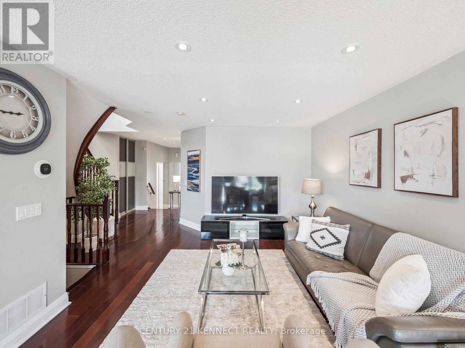 69 Silver Stream Ave, Richmond Hill, ON L4S 1Z2